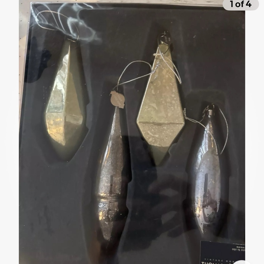 THOMAS OBRIEN Vintage Modern Holiday Collection Set of 4 Pendant  Ornaments